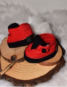 Chaussons bébé crochet personnalisé ROUGE ET NOIR