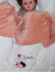 Couverture bébé personnalisée brodée avec prénom ou texte.