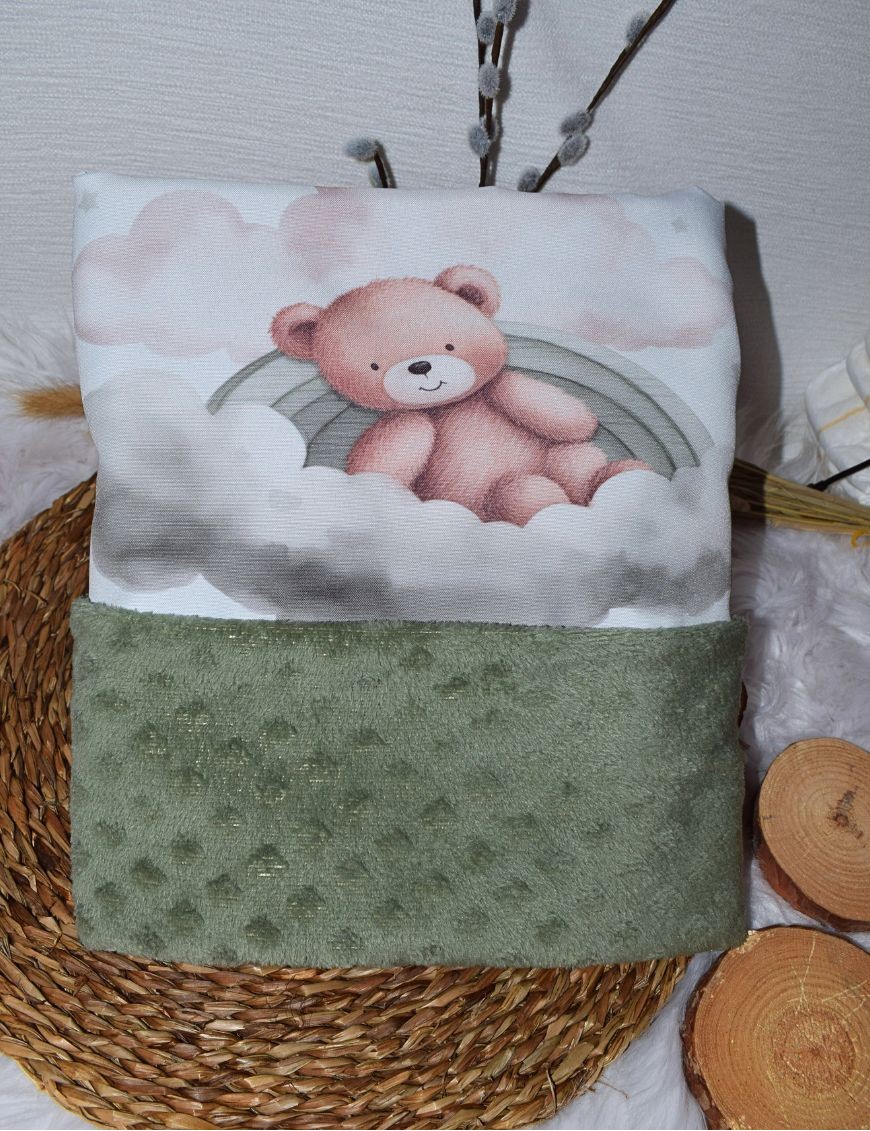 Couverture bébé personnalisée brodée avec prénom ou texte.