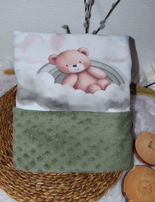 Couverture bébé personnalisée brodée avec prénom ou texte.