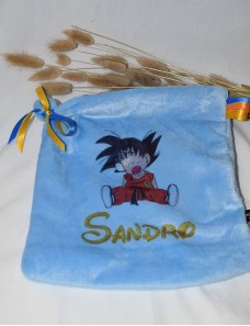 Doudou personnalisé DRAGON BALL Z avec prénom brodé. Fait main, tout doux et unique.