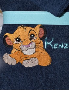 Peignoir bébé et enfant  personnalisé avec capuche et motif de votre choix.