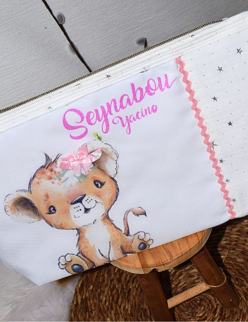 Trousse de toilette personnalisée LIONNE BABY