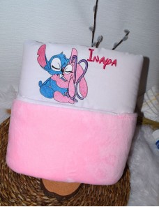Couverture bébé personnalisée brodée avec prénom ou texte.