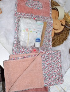 Trousse avec tapis allongé personnalisé