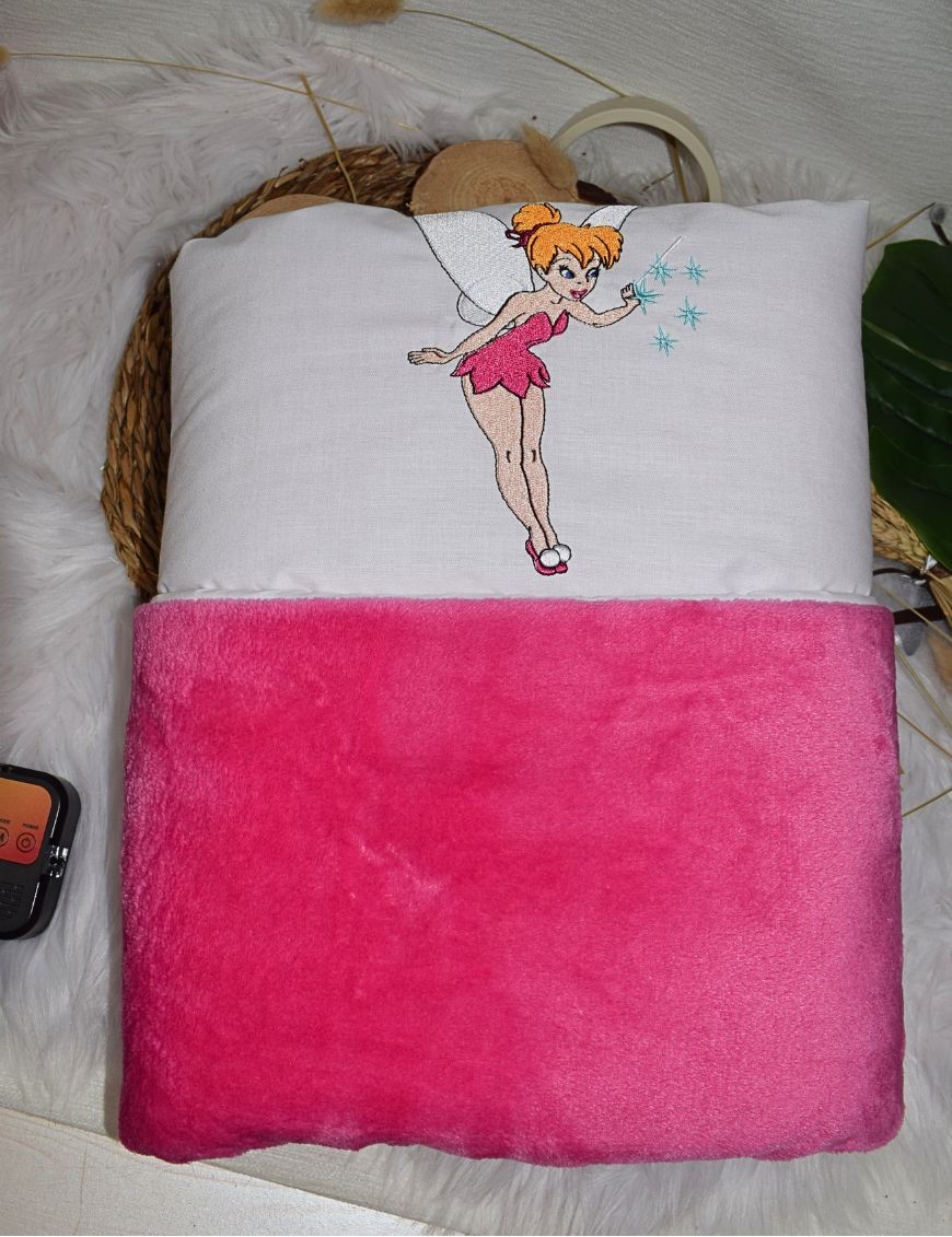 Couverture bébé personnalisée brodée avec prénom ou texte.