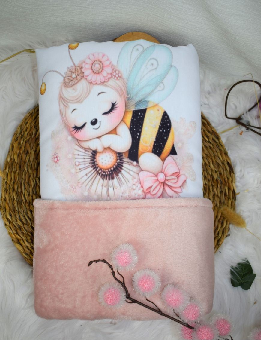 Couverture bébé personnalisée brodée avec prénom ou texte.