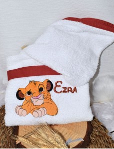 Peignoir bébé et enfant  personnalisé avec capuche et motif de votre choix.