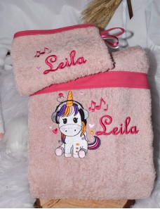 Peignoir de bain enfant personnalisé LICORNE 8 a 10 ans