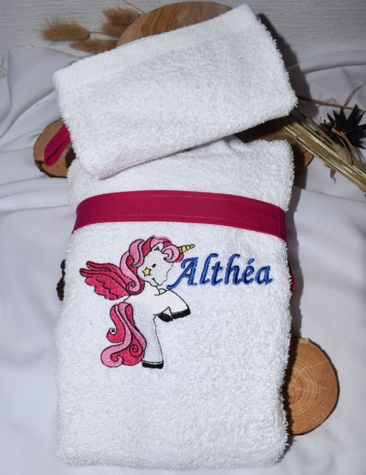 Peignoir de bain enfant personnalisé LICORNE 8 a 10 ans