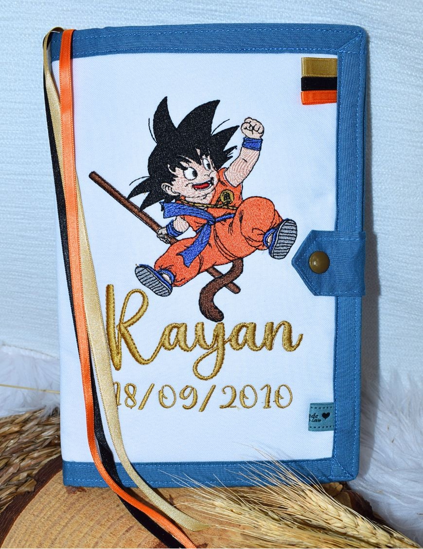 Protège carnet de santé personnalisé DBZ