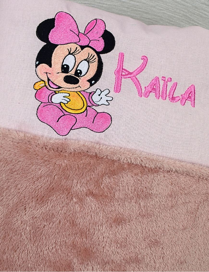 Couverture personnalisée MINNIE