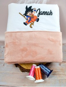 Couverture bébé personnalisée brodée avec prénom ou texte.