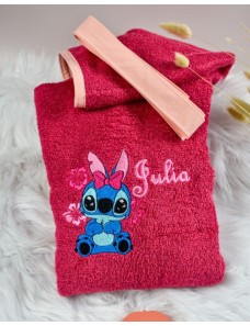Peignoir bébé et enfant personnalisé avec prénom ou texte brodé.