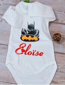 Body bébé personnalisé avec prénom et motif BATMAN
