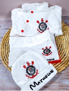 Un pyjama bébé personnalisé, parfait pour un sommeil paisible avec un adorable motif SPORT
