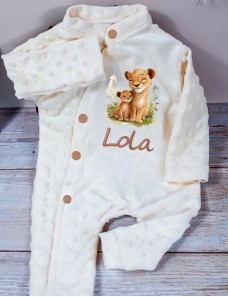 Un pyjama bébé personnalisé, parfait pour un sommeil paisible avec un adorable motif Tortue !