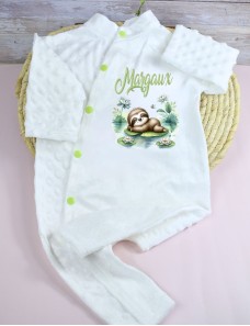 Un pyjama bébé personnalisé, parfait pour un sommeil paisible avec un adorable motif Tortue !