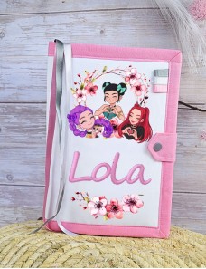 Offrez à votre tout-petit un protège carnet de santé personnalisé qui allie élégance et praticité