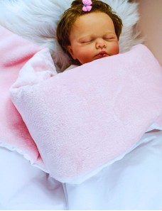 Couverture bébé personnalisée brodée avec prénom ou texte.