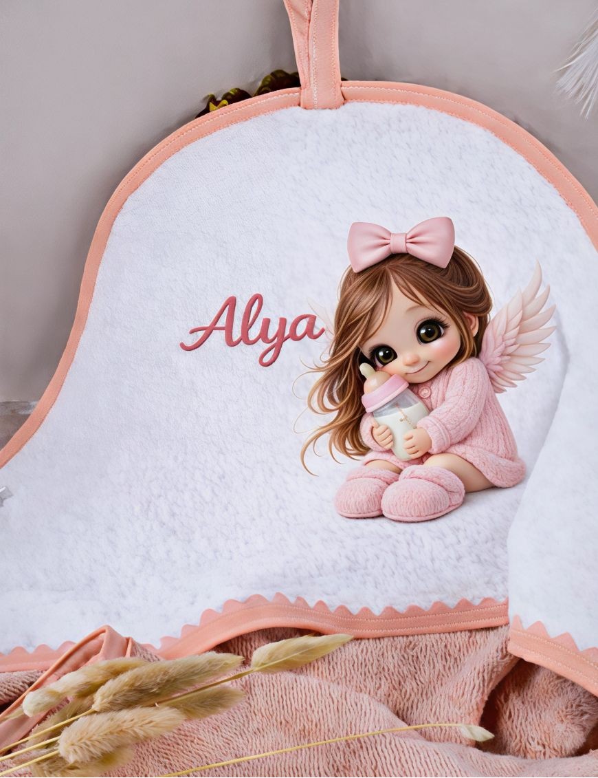 Cape de bain douce et brodée et imprimé avec amour