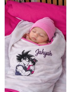 Couverture bébé personnalisée brodée avec prénom ou texte.