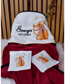 Cape de bain écureuil bébé – personnalisée avec prénom