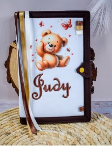 Protége carnet de santé en imprimé et broderie, une vrai collection de nounours sur vos couvertures de carnets de santé