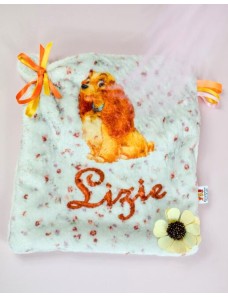 Doudou personnalisé MORALES avec prénom brodé. Fait main, tout doux et unique.