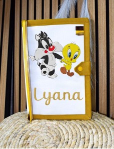 Protège carnet de santé personnalisé BRODÉ – LOONEY TUNES
