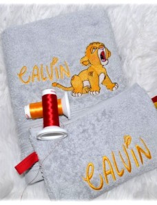 Serviette de douche ou de toilette SIMBA