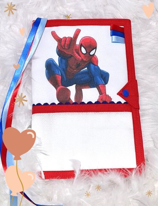 Protège carnet de santé à broder au point de croix SPIDERMAN