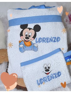 Peignoir avec capuche pour enfant personnalisé en broderie. Eponge 450 g/m² 100 % Coton.