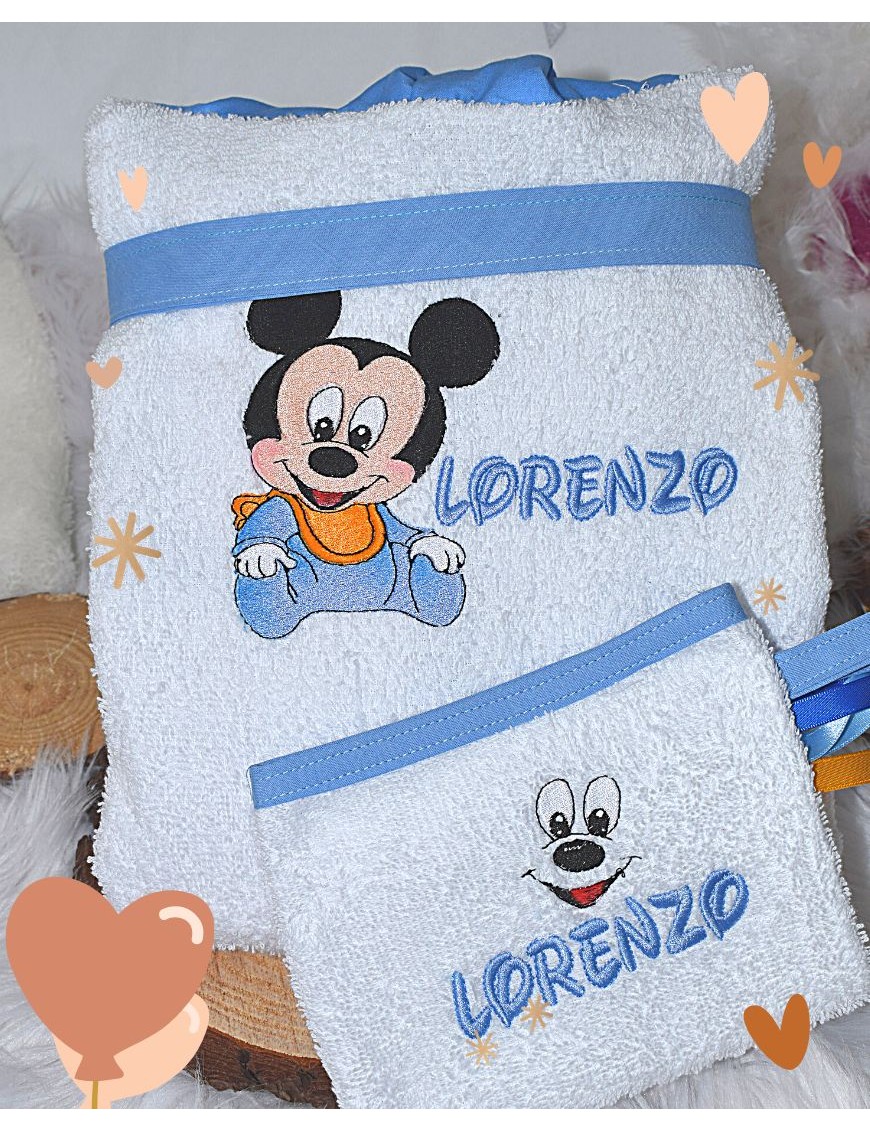 Peignoir avec capuche pour enfant personnalisé en broderie. Eponge 450 g/m² 100 % Coton.