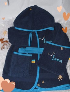 Peignoir bébé et enfant personnalisé avec prénom brodé.