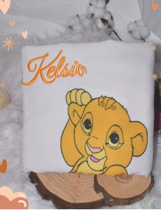 Couverture bébé personnalisée brodée avec prénom ou texte.