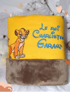 Couverture bébé personnalisée brodée avec prénom ou texte.