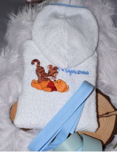 Peignoir bébé et enfant  personnalisé avec capuche et motif de votre choix.