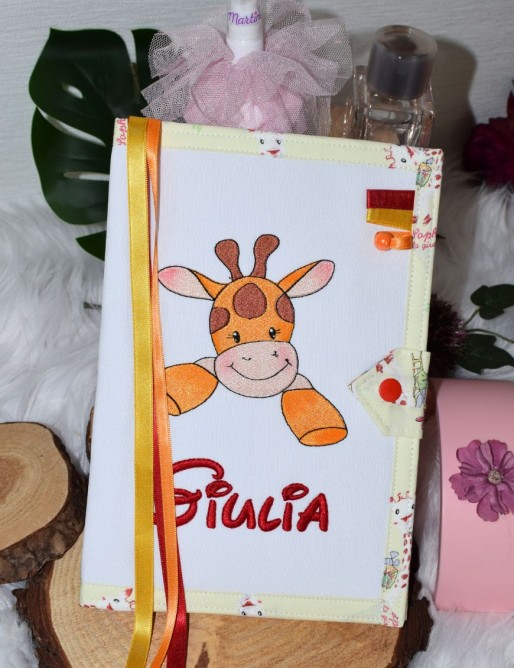 Protège carnet de santé personnalisé GIRAFE