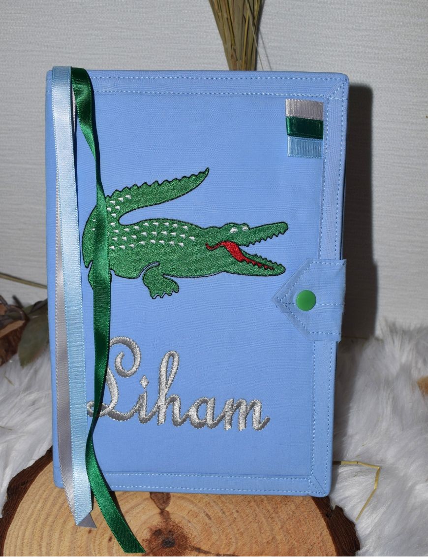 Protège carnet de santé personnalisé CROCODILE