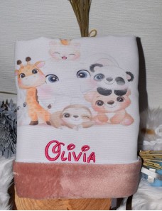 Couverture bébé personnalisée brodée avec prénom ou texte.