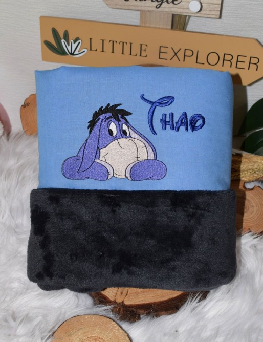 Couverture bébé personnalisée brodée avec prénom ou texte.
