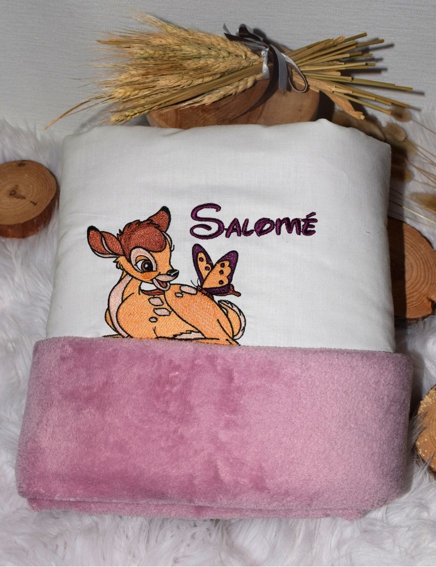 Couverture bébé personnalisée brodée avec prénom ou texte.