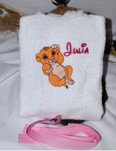 Peignoir avec capuche pour enfant personnalisé en broderie. Eponge 450 g/m² 100 % Coton.