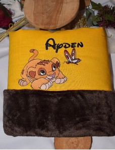 Couverture bébé personnalisée brodée avec prénom ou texte.